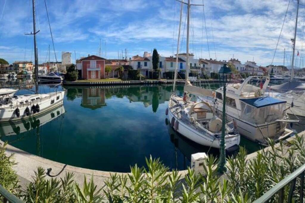 Charmant Appartement A Port Grimaud Exterior photo